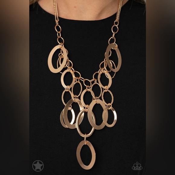 SOLD“A Golden Spell” Necklace & Earrings Set—SOLD - Picture 4 of 5